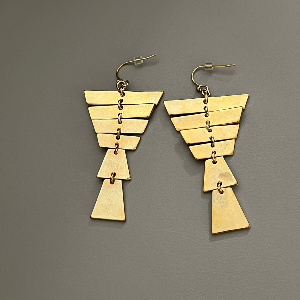 BCBGMAXAZRIA Geometric Gold Earrings